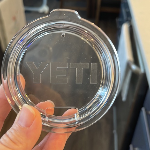 Yeti lids - Picture 2 of 3